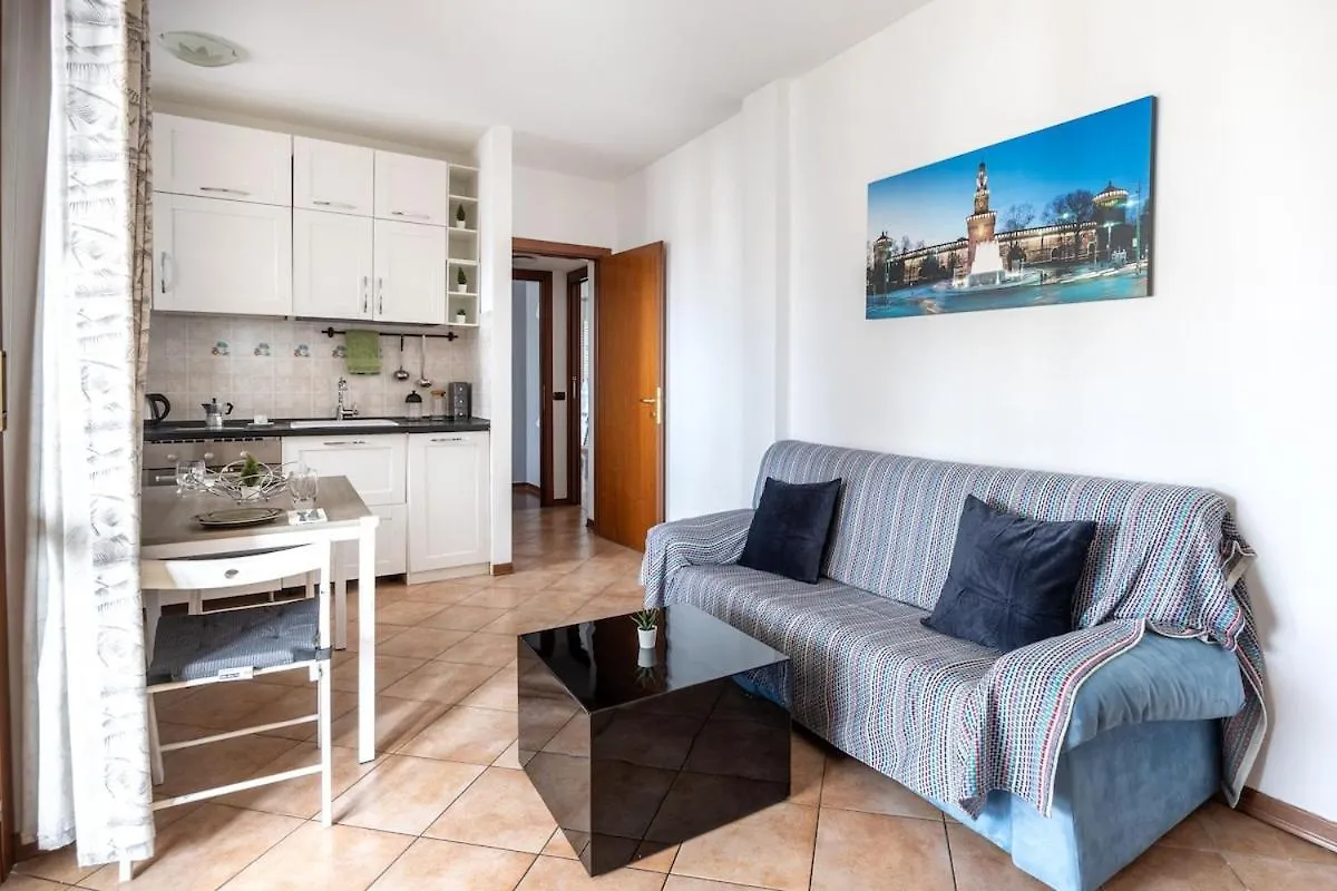Brenta-Fondazione Prada - Free Private Parking & Terrace Apartment Milan 0*,  Italy